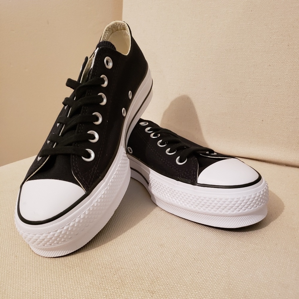 Converse Black Platform Lowtops